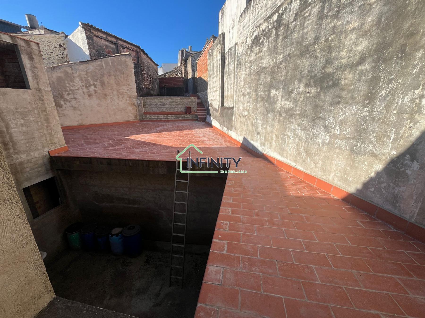 Venta de casa en Oliva