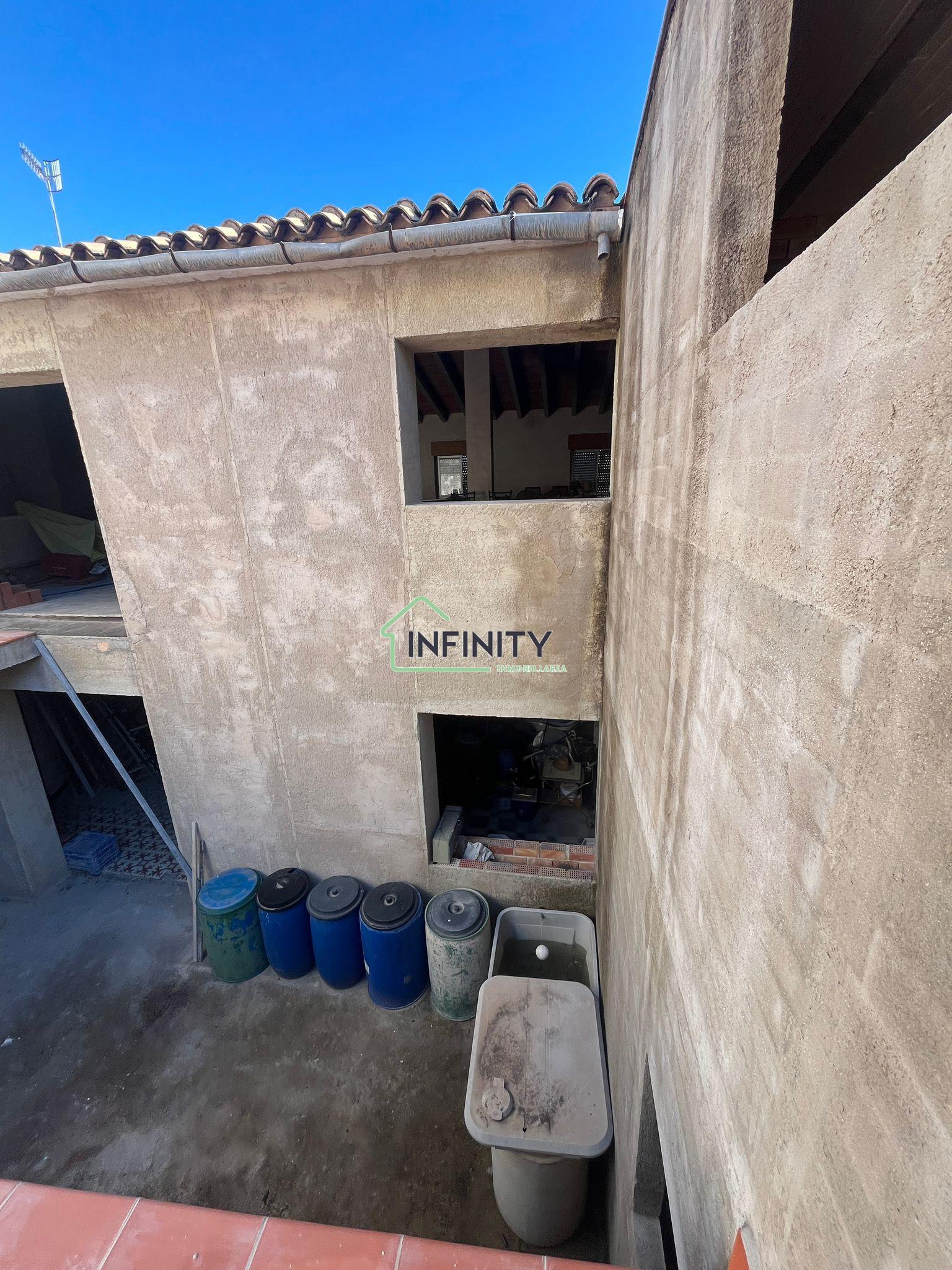 Venta de casa en Oliva