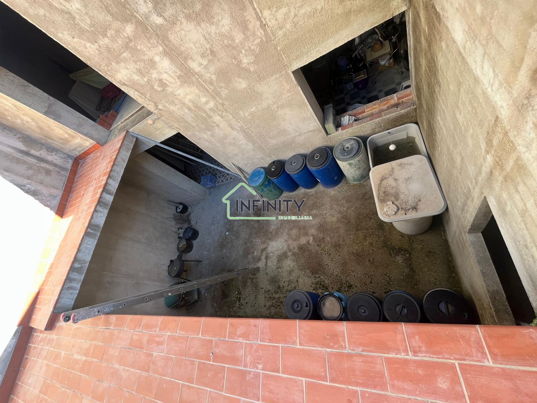 Venta de casa en Oliva