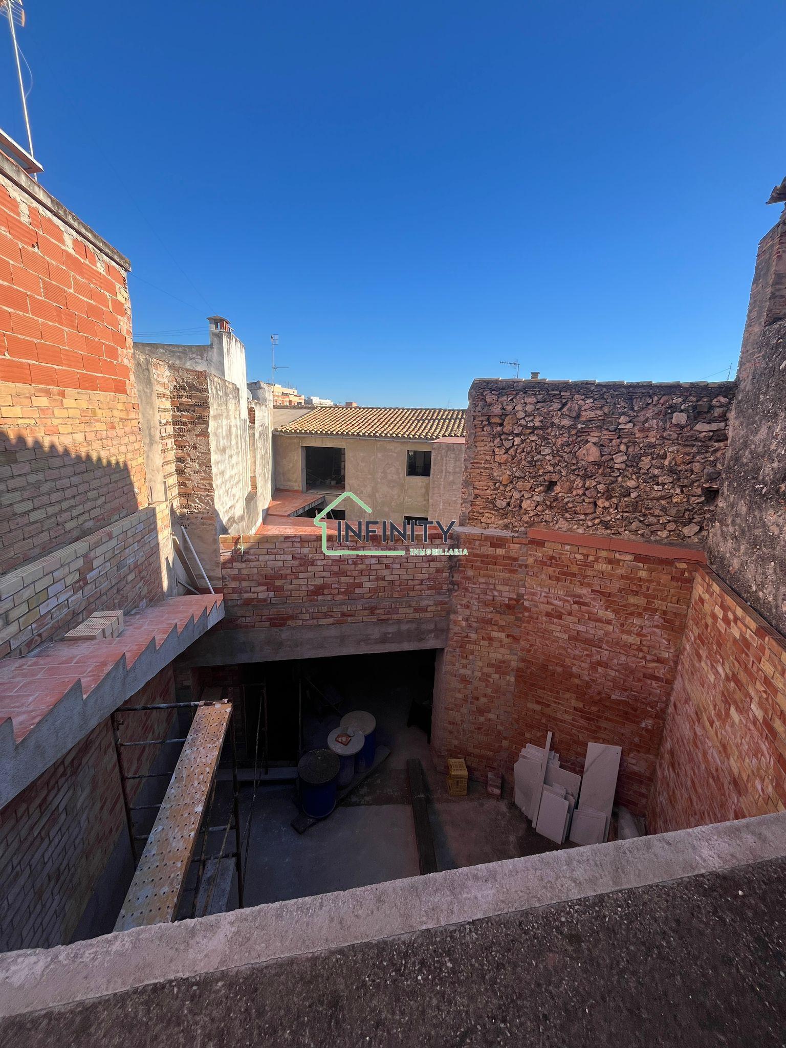 Venta de casa en Oliva