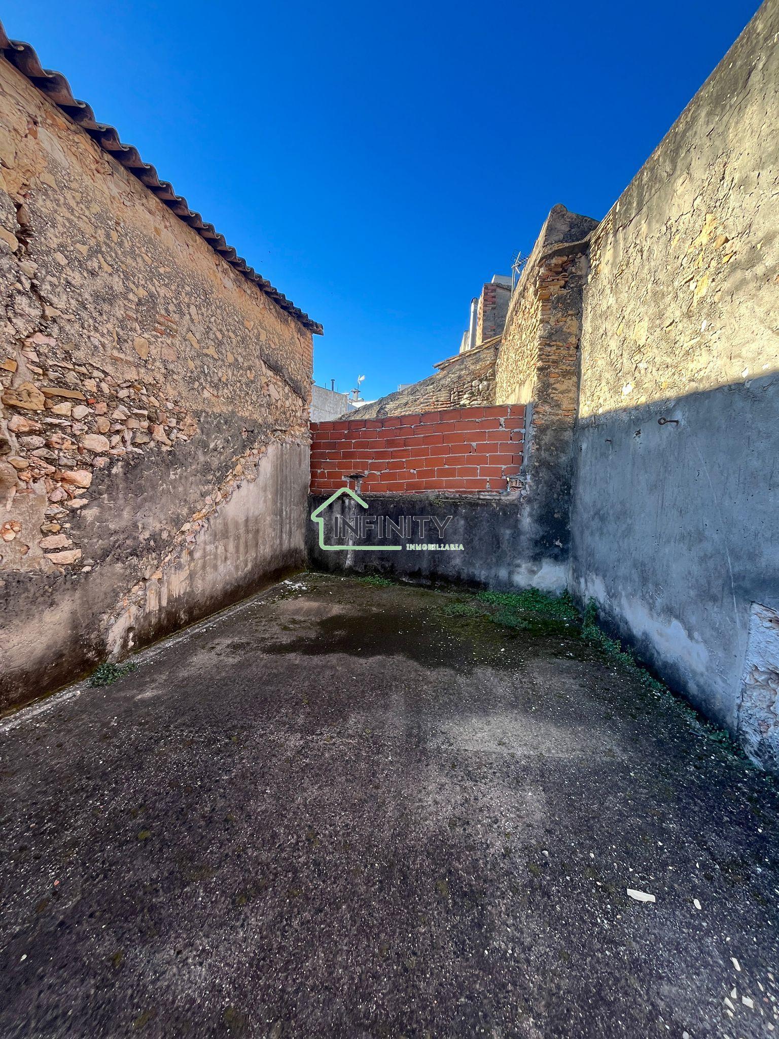 Venta de casa en Oliva