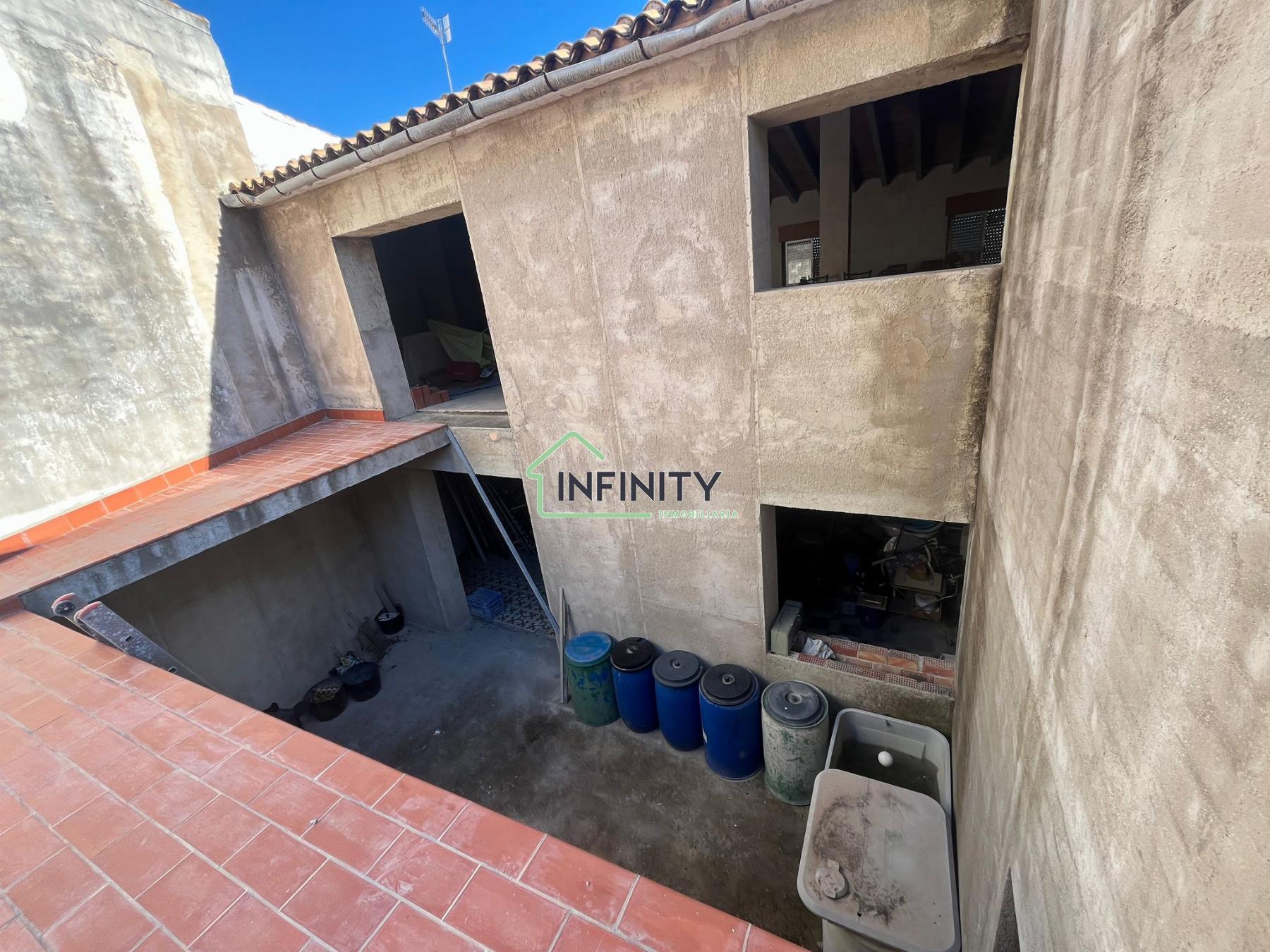 Venta de casa en Oliva