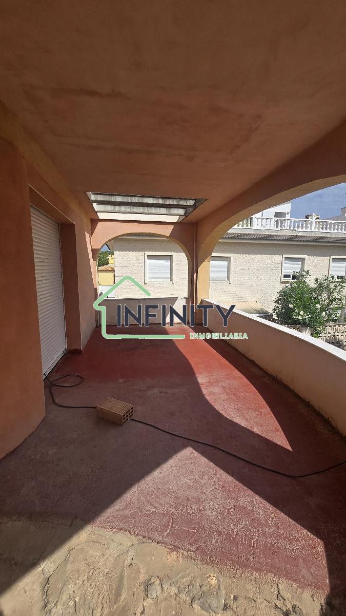 Venta de chalet en Oliva