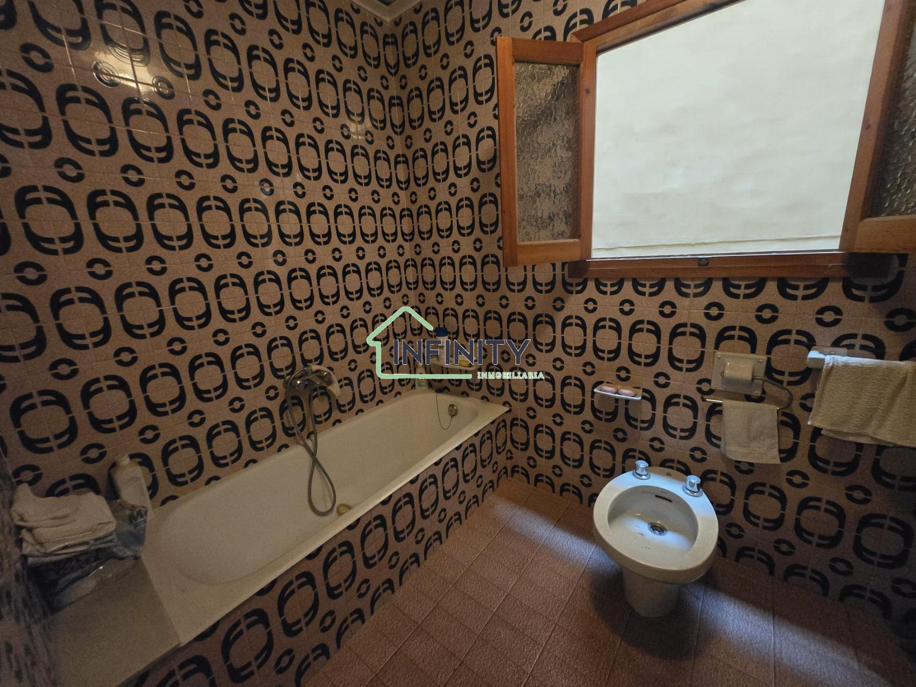 Venta de casa en La Font d en Carròs