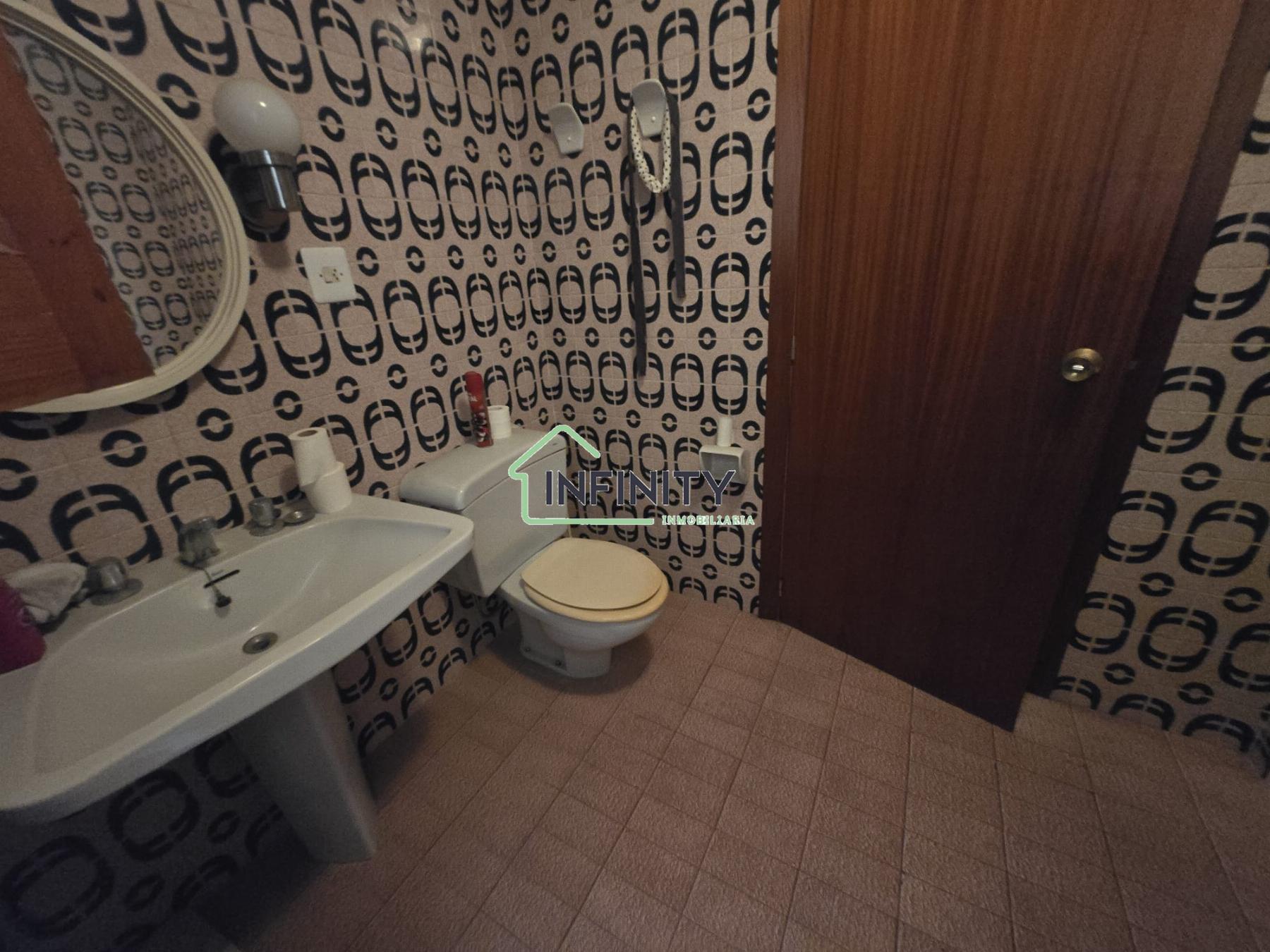 Venta de casa en La Font d en Carròs