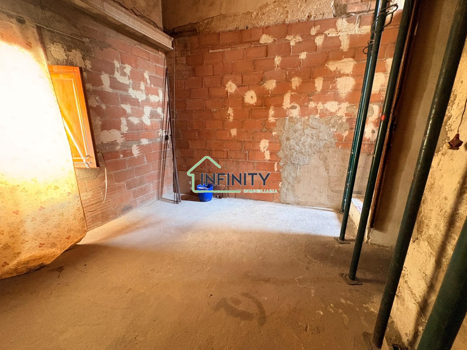 Venta de casa en Oliva