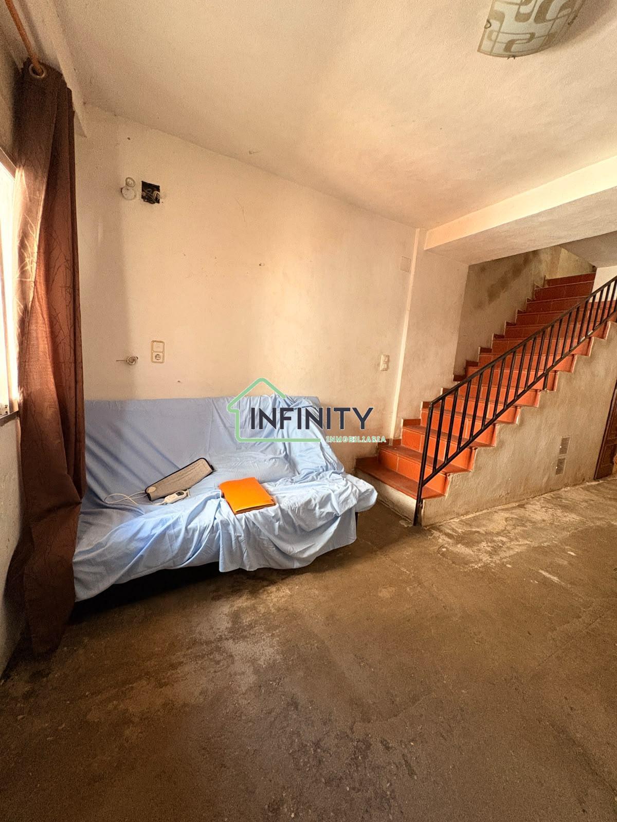 Venta de casa en Oliva