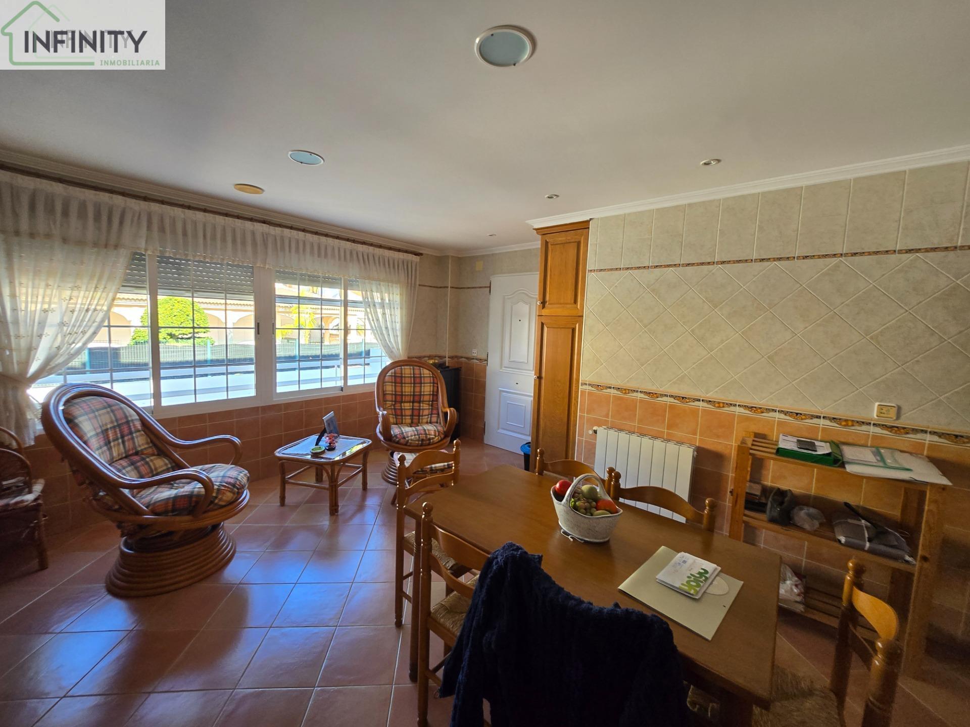 Venta de villa en Daimús