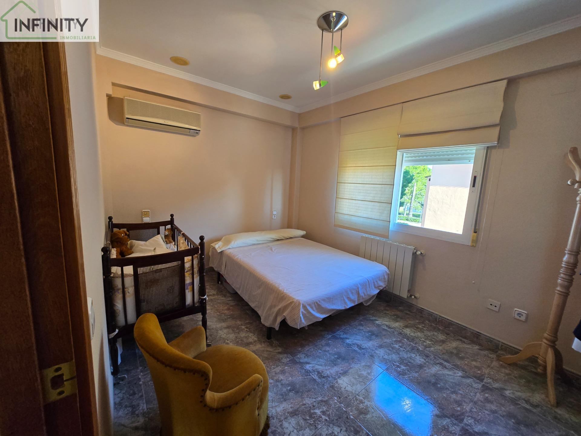 Venta de villa en Daimús