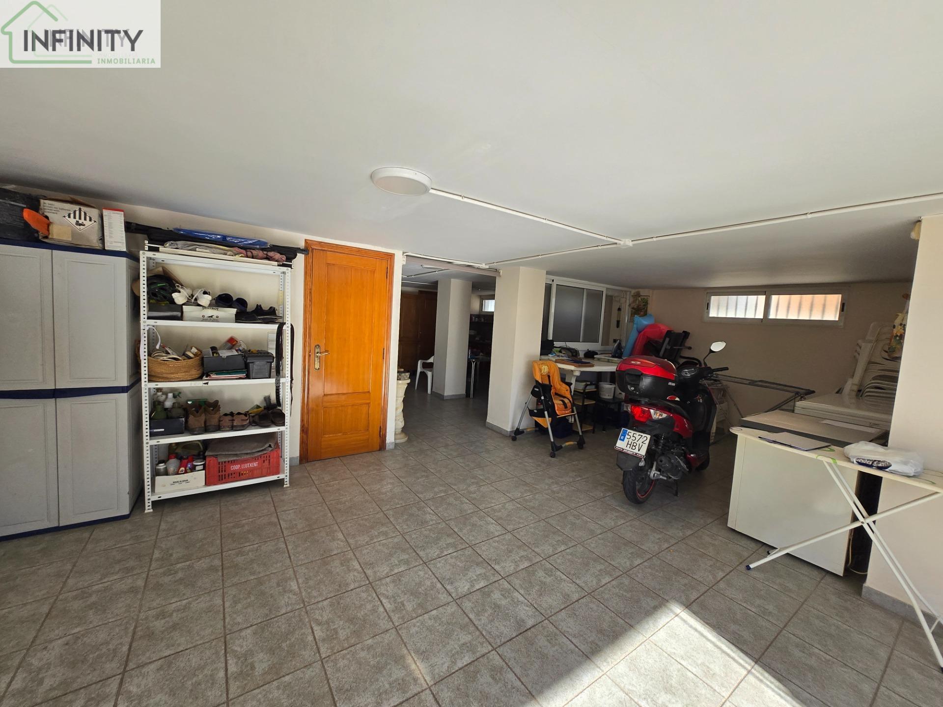 Venta de villa en Daimús