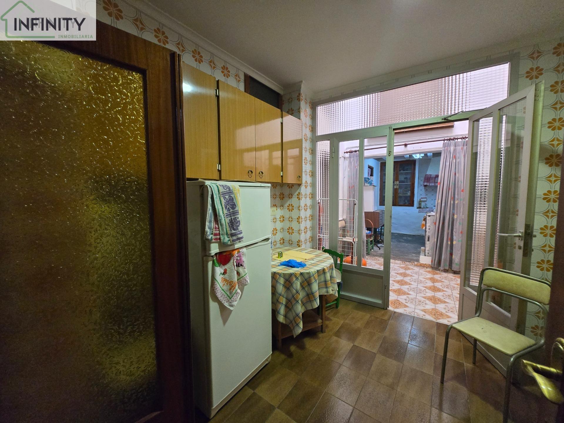 Venta de casa en La Font d en Carròs