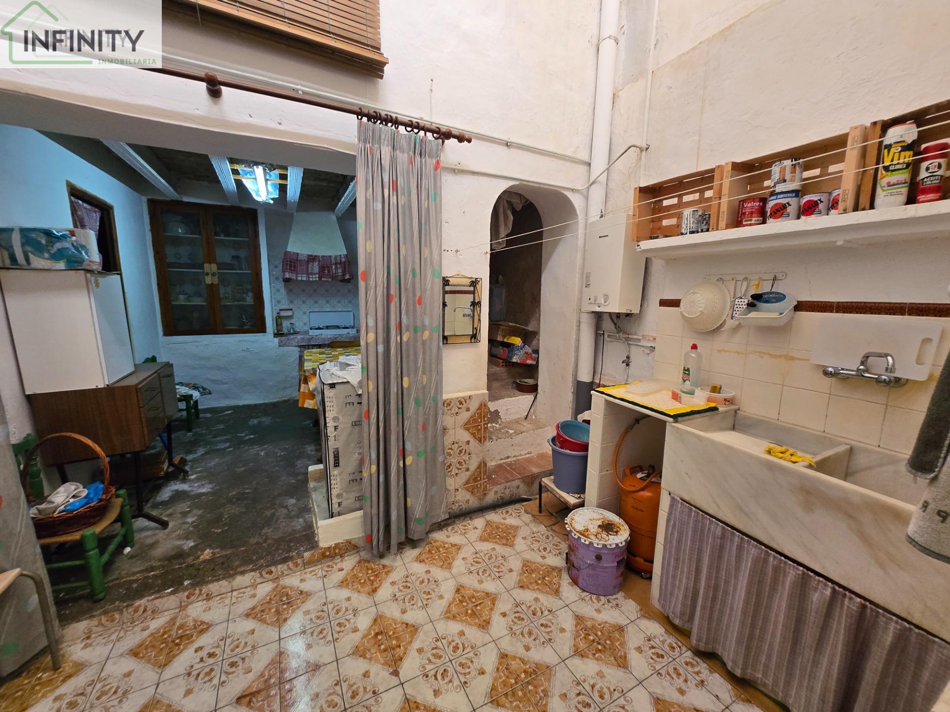 Venta de casa en La Font d en Carròs