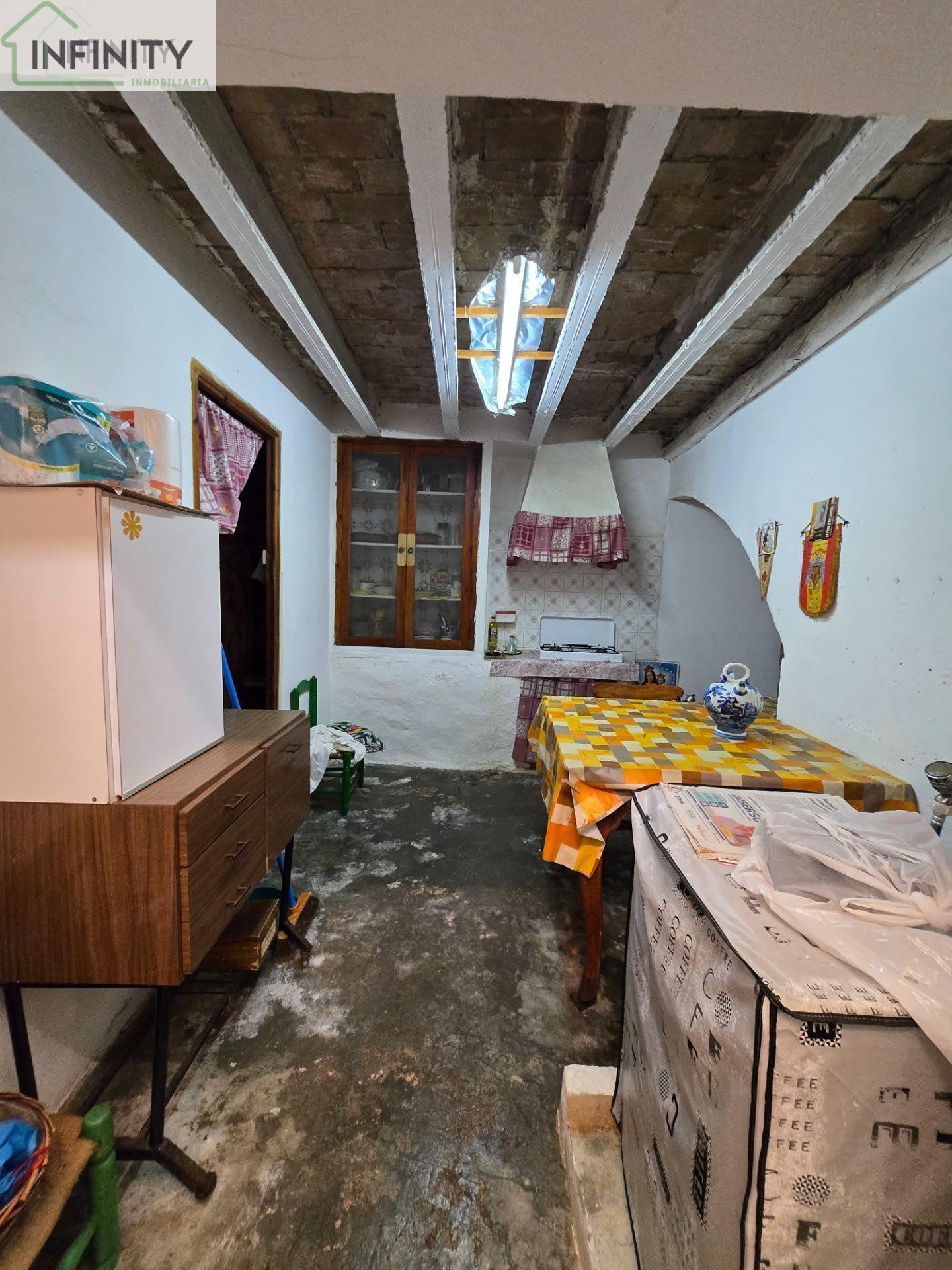Venta de casa en La Font d en Carròs