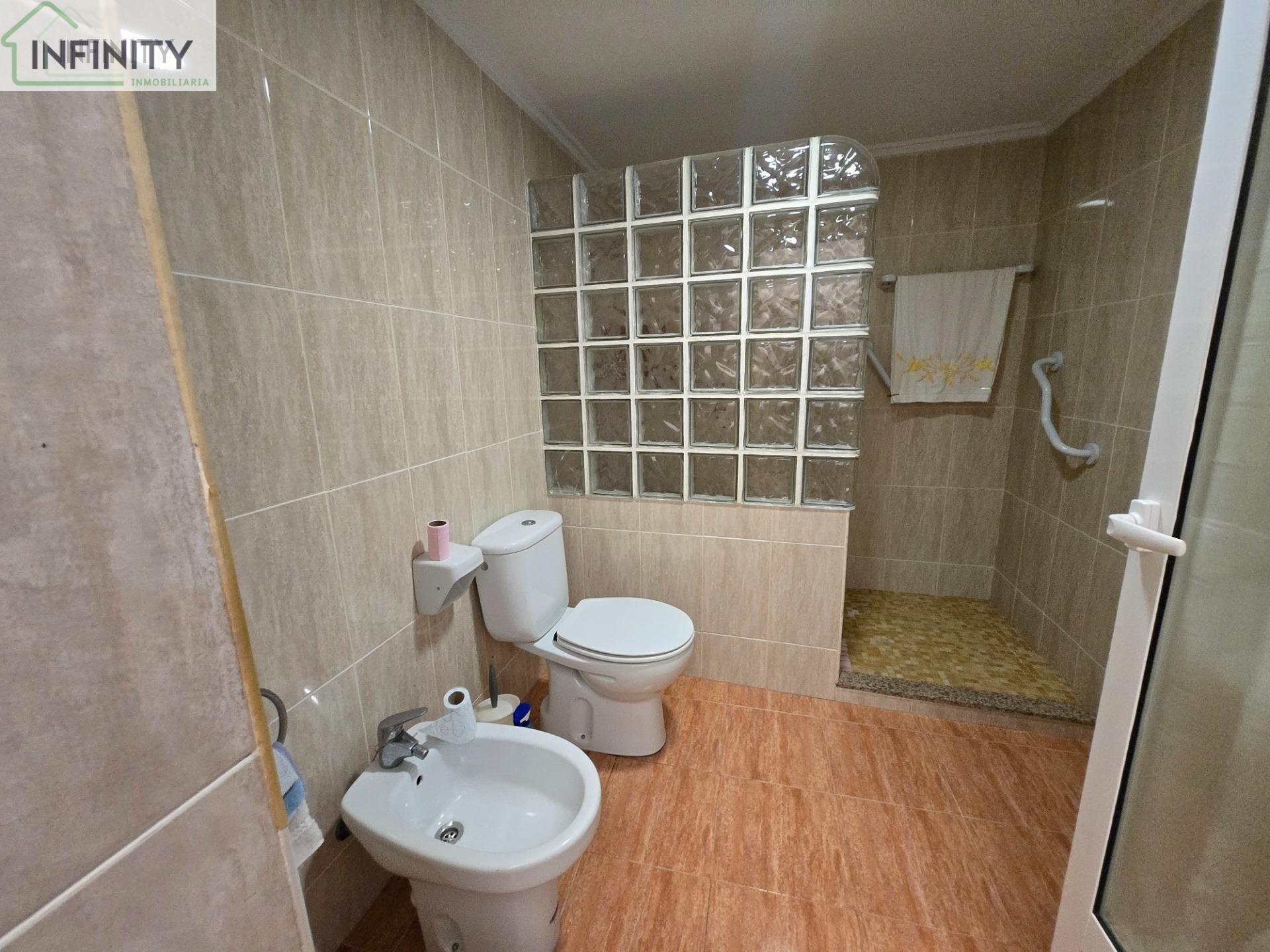 Venta de casa en La Font d en Carròs