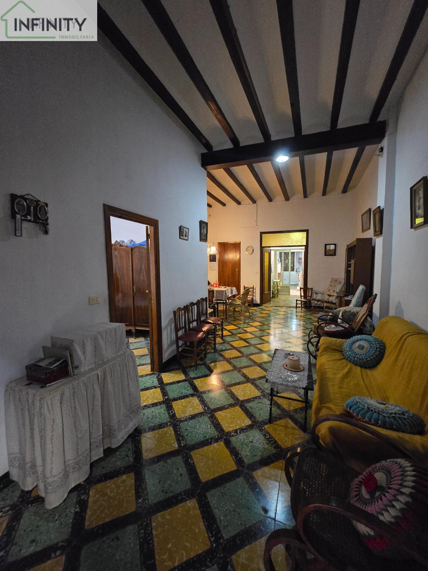 Venta de casa en La Font d en Carròs