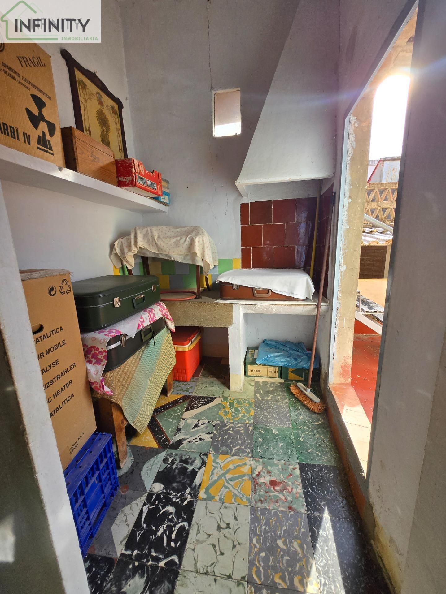 Venta de casa en La Font d en Carròs