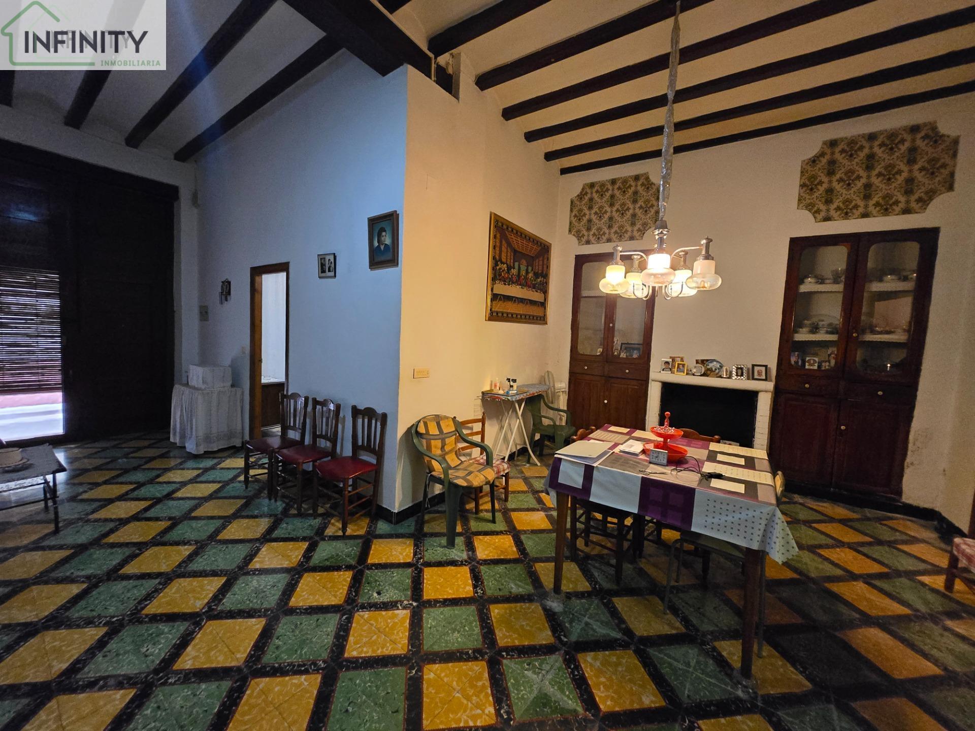 Venta de casa en La Font d en Carròs