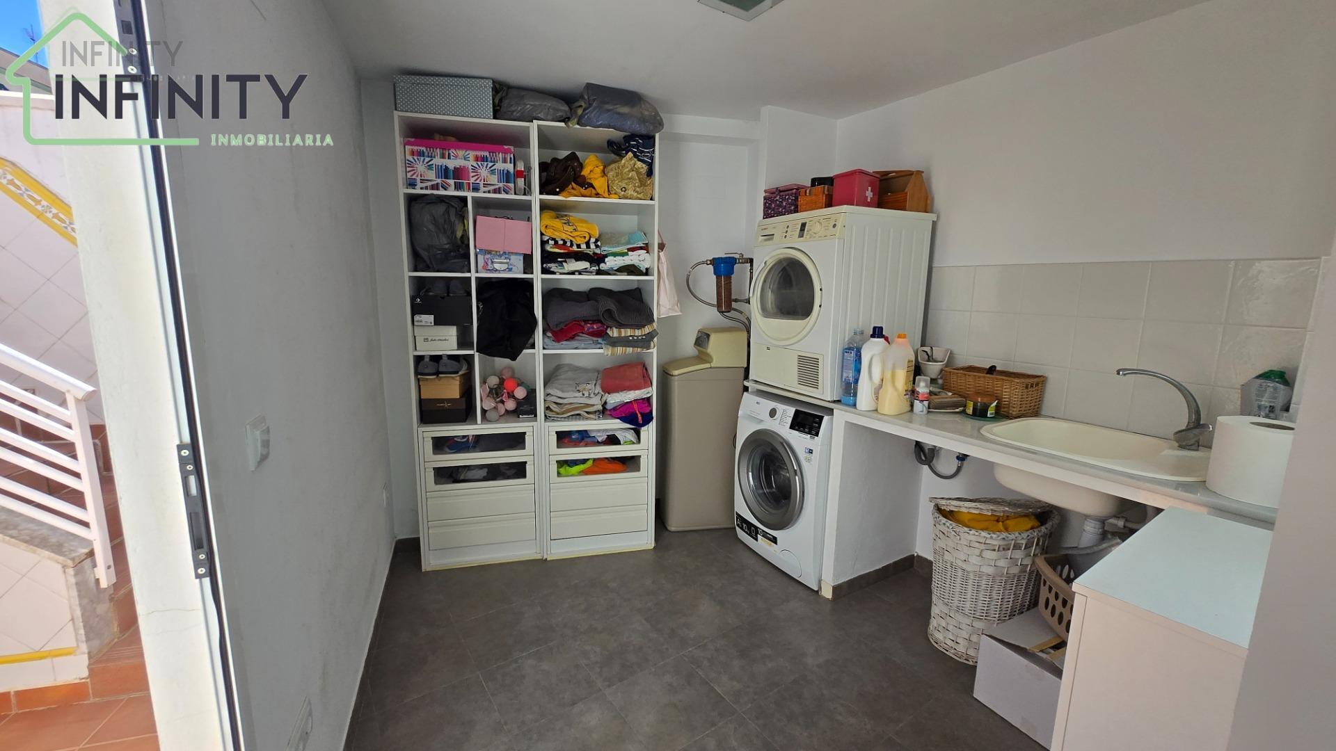 Venta de casa en La Font d en Carròs