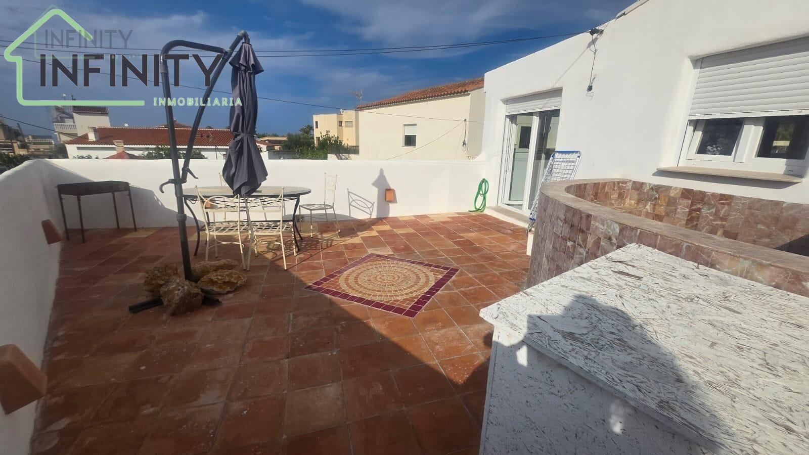 Venta de casa en Oliva