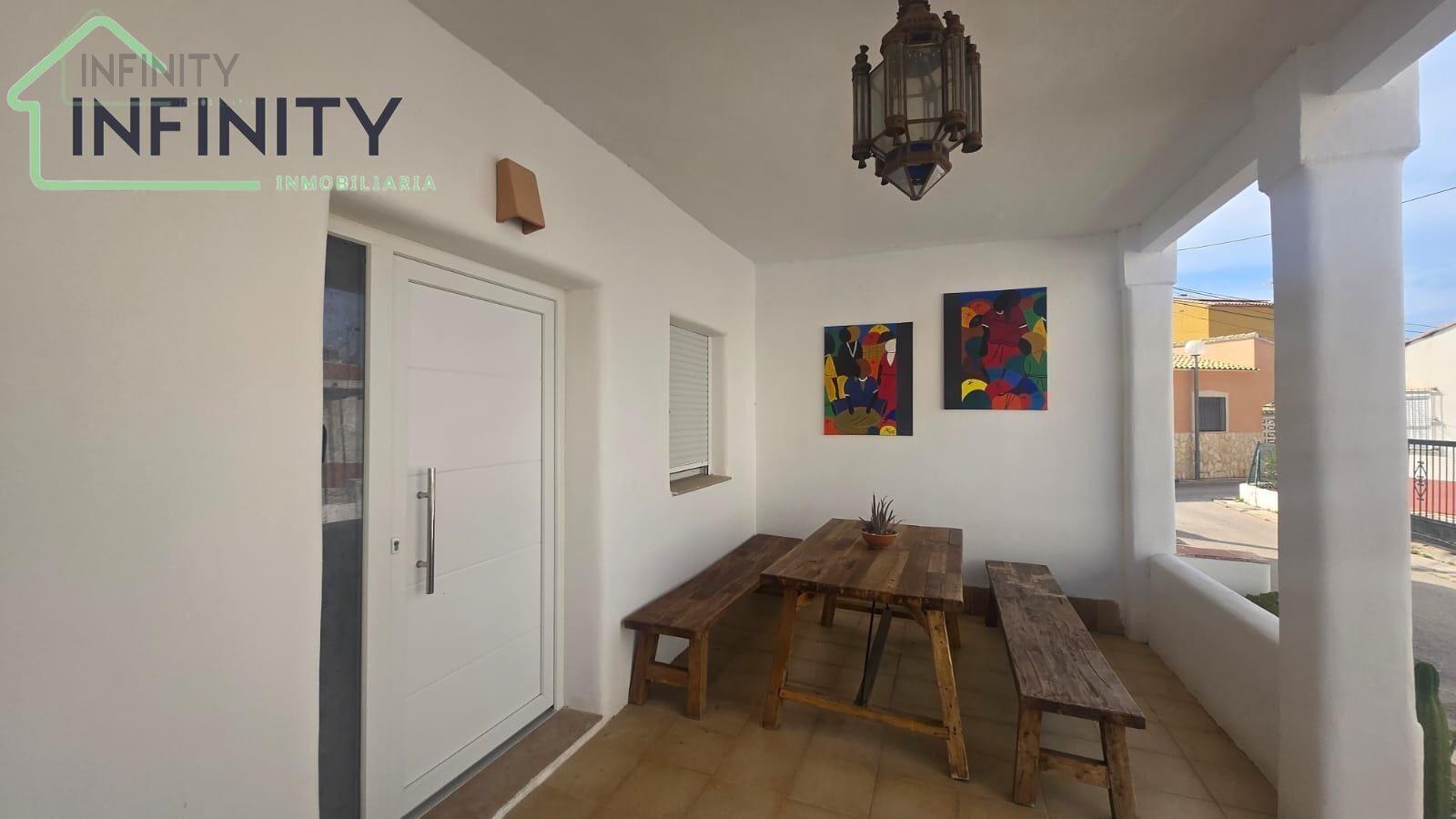 Venta de casa en Oliva