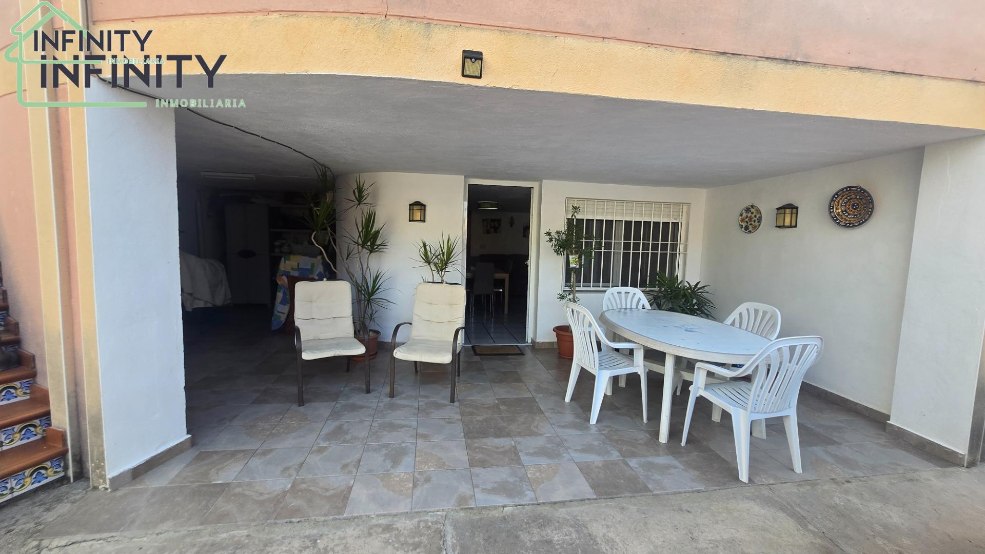 Venta de chalet en Oliva