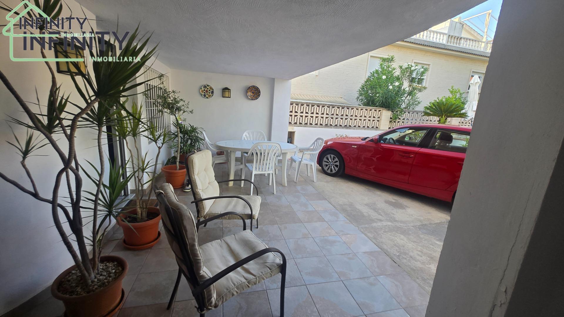 Venta de chalet en Oliva