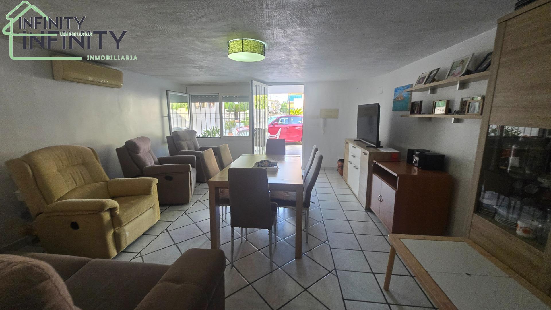 Venta de chalet en Oliva