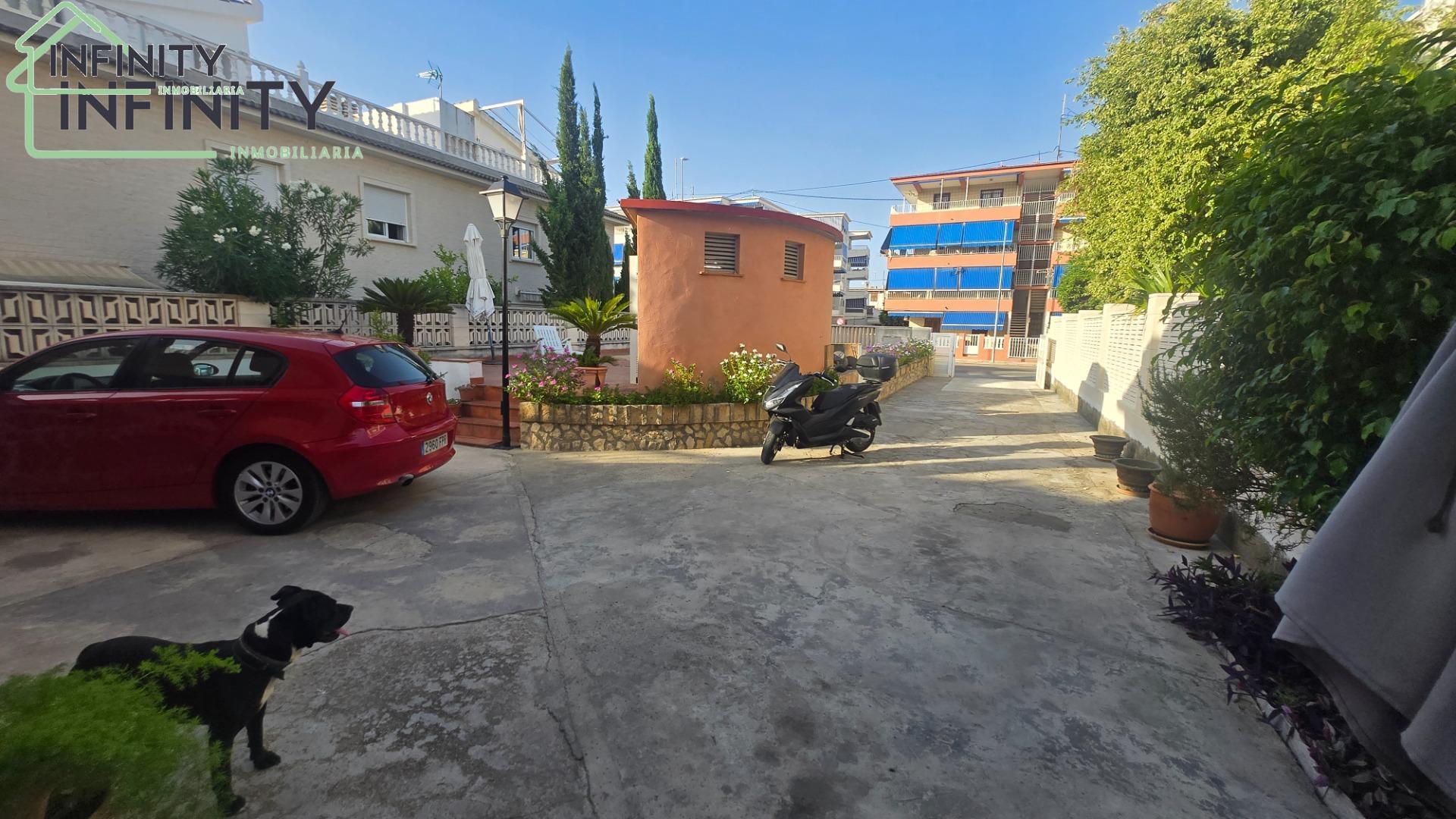 Venta de chalet en Oliva