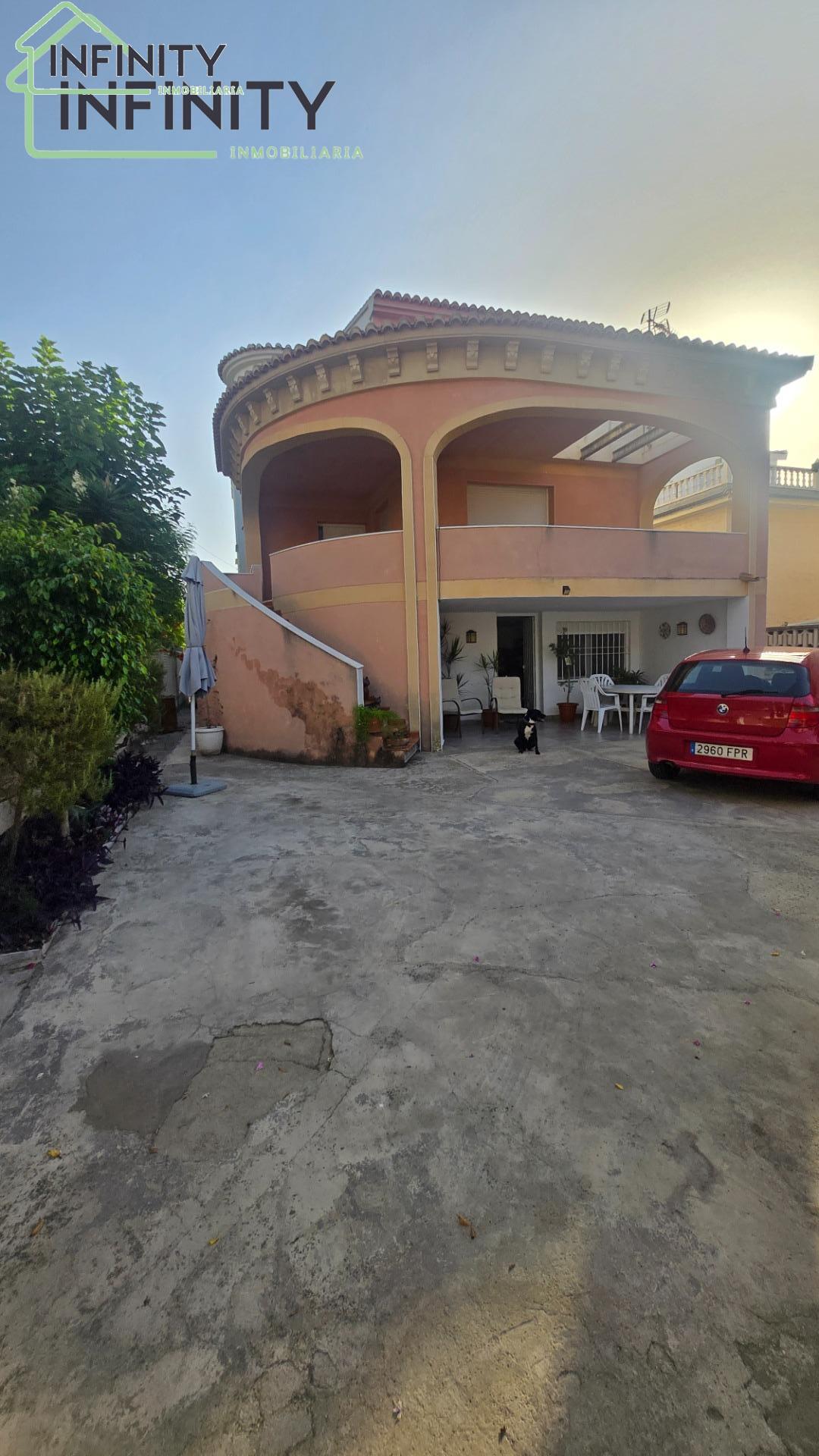 Venta de chalet en Oliva