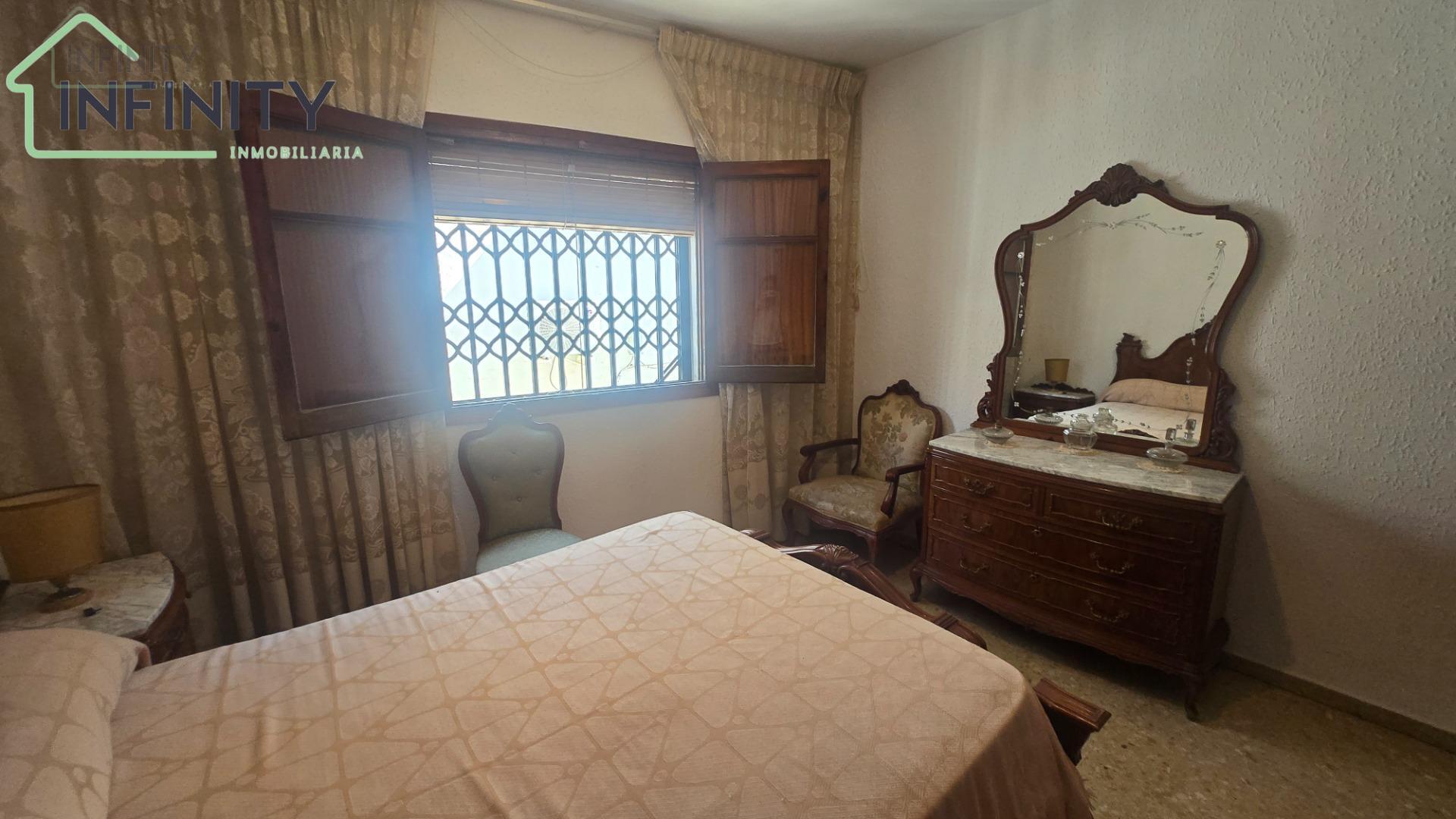 Venta de casa en Oliva