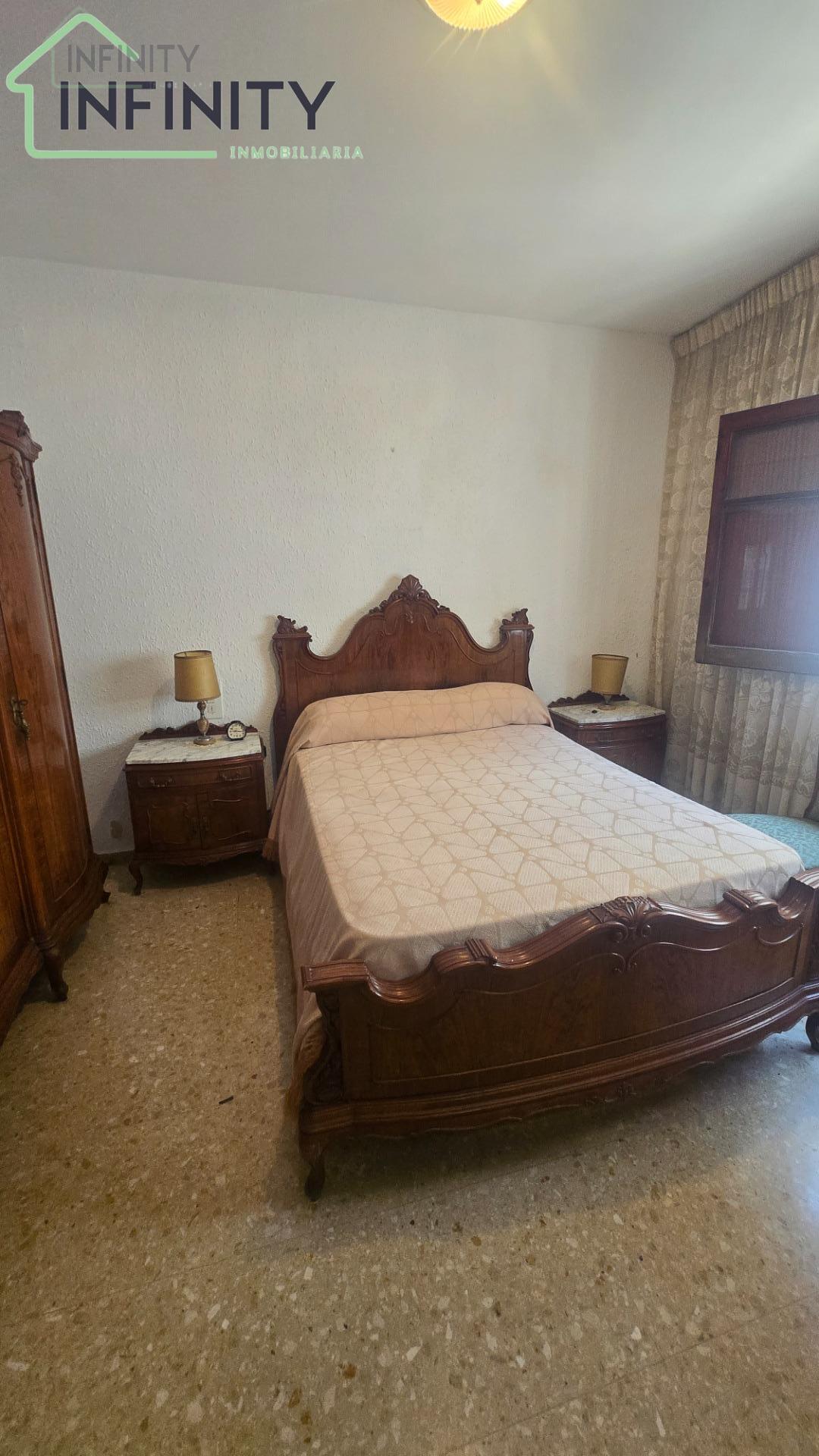 Venta de casa en Oliva