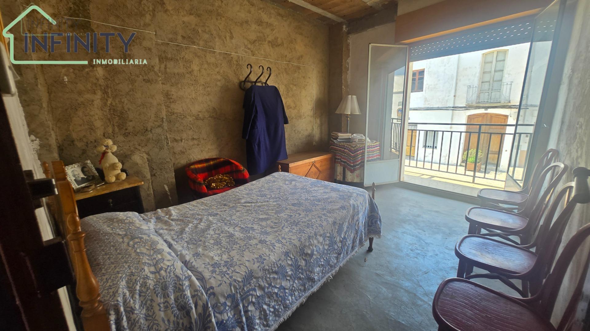 Venta de casa en Oliva