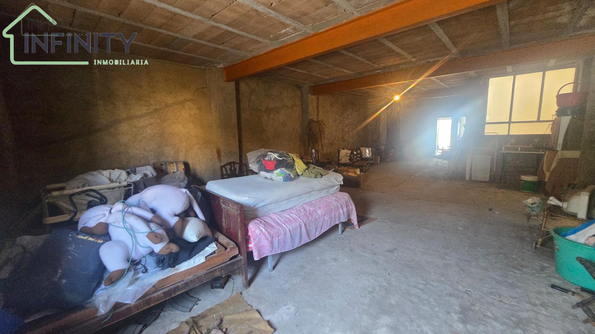 Venta de casa en Oliva
