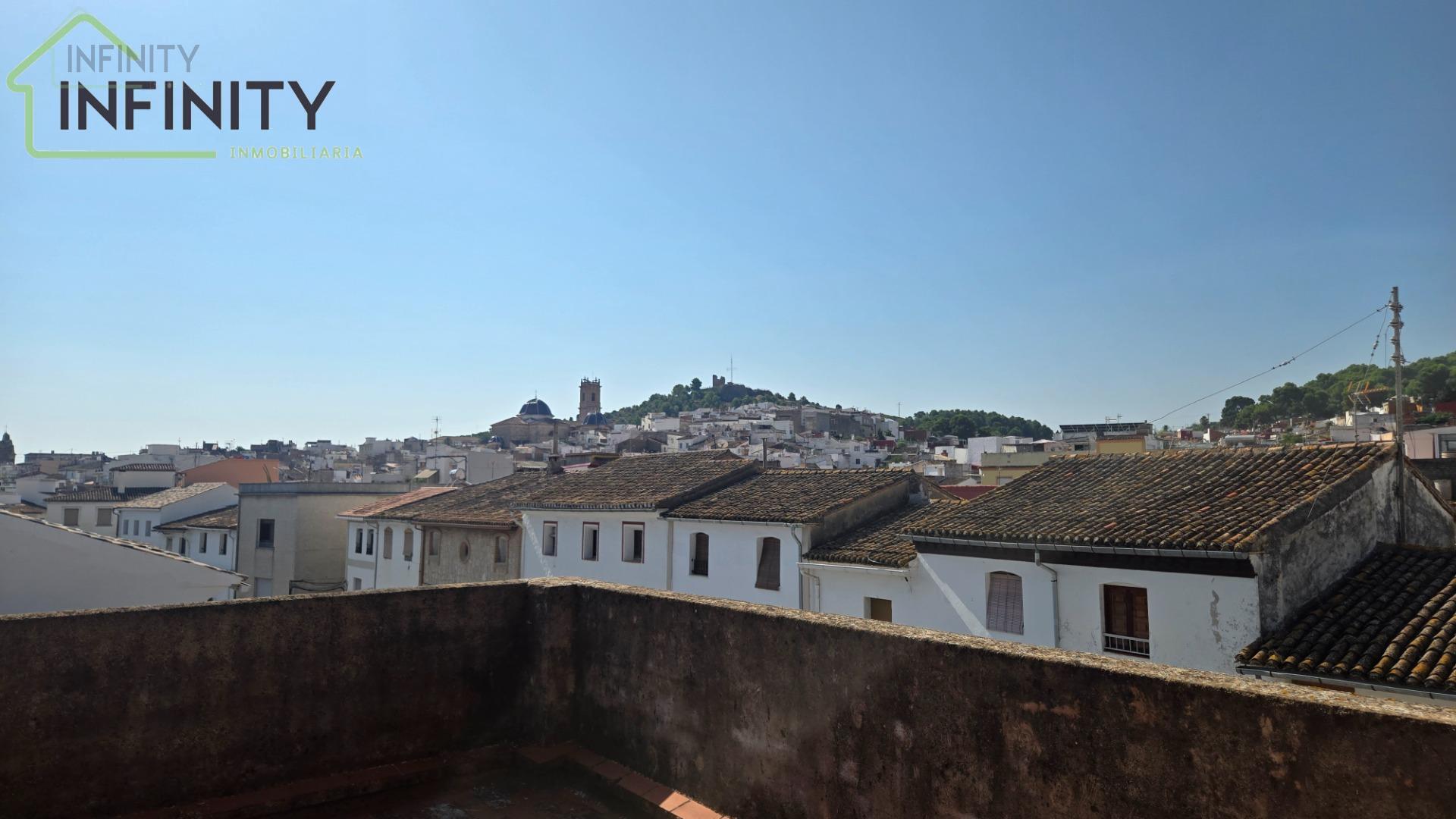 Venta de casa en Oliva