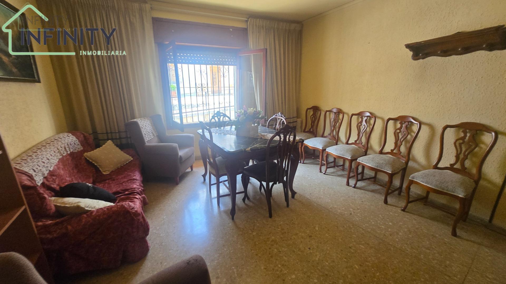 Venta de casa en Oliva