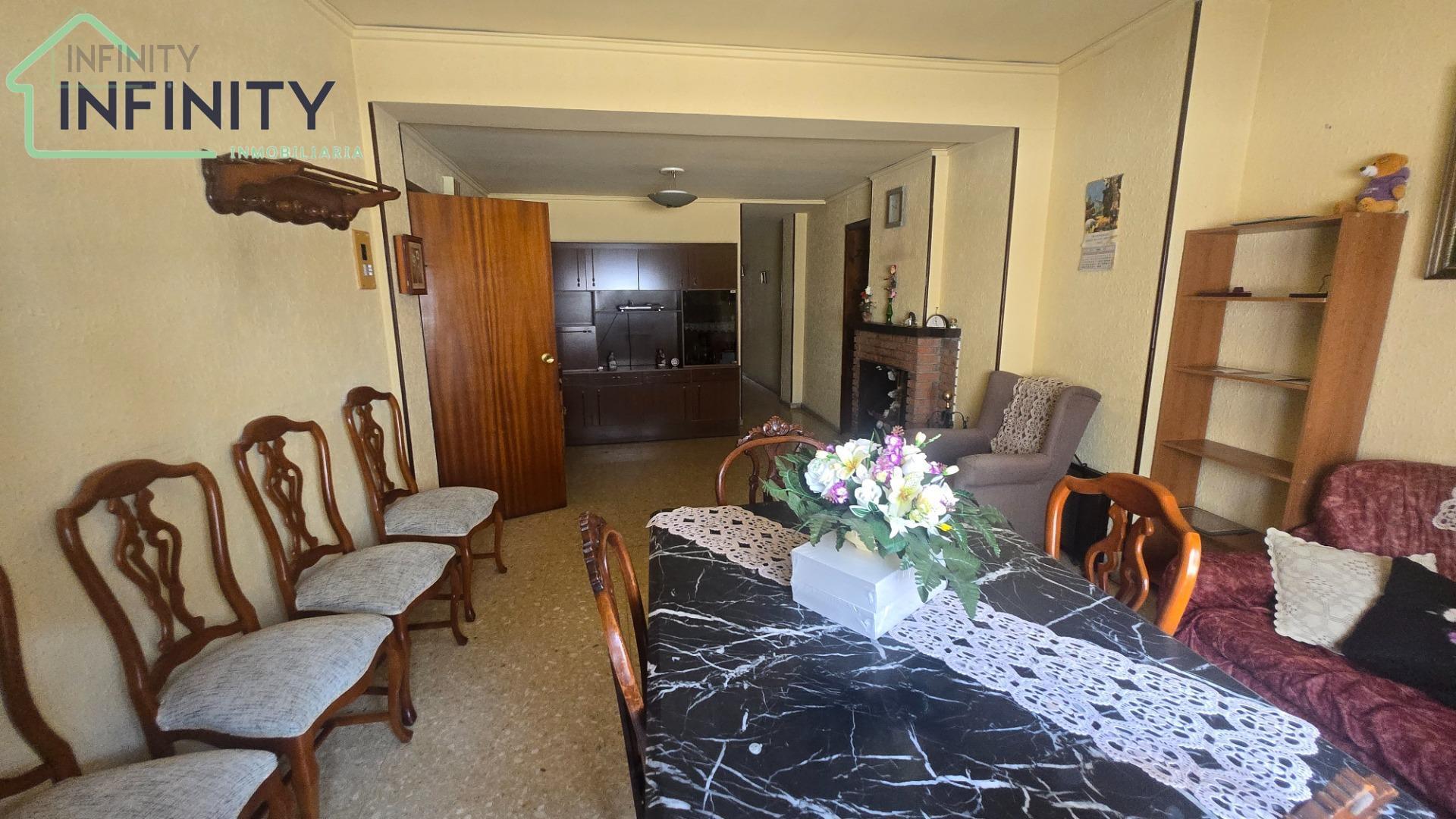 Venta de casa en Oliva