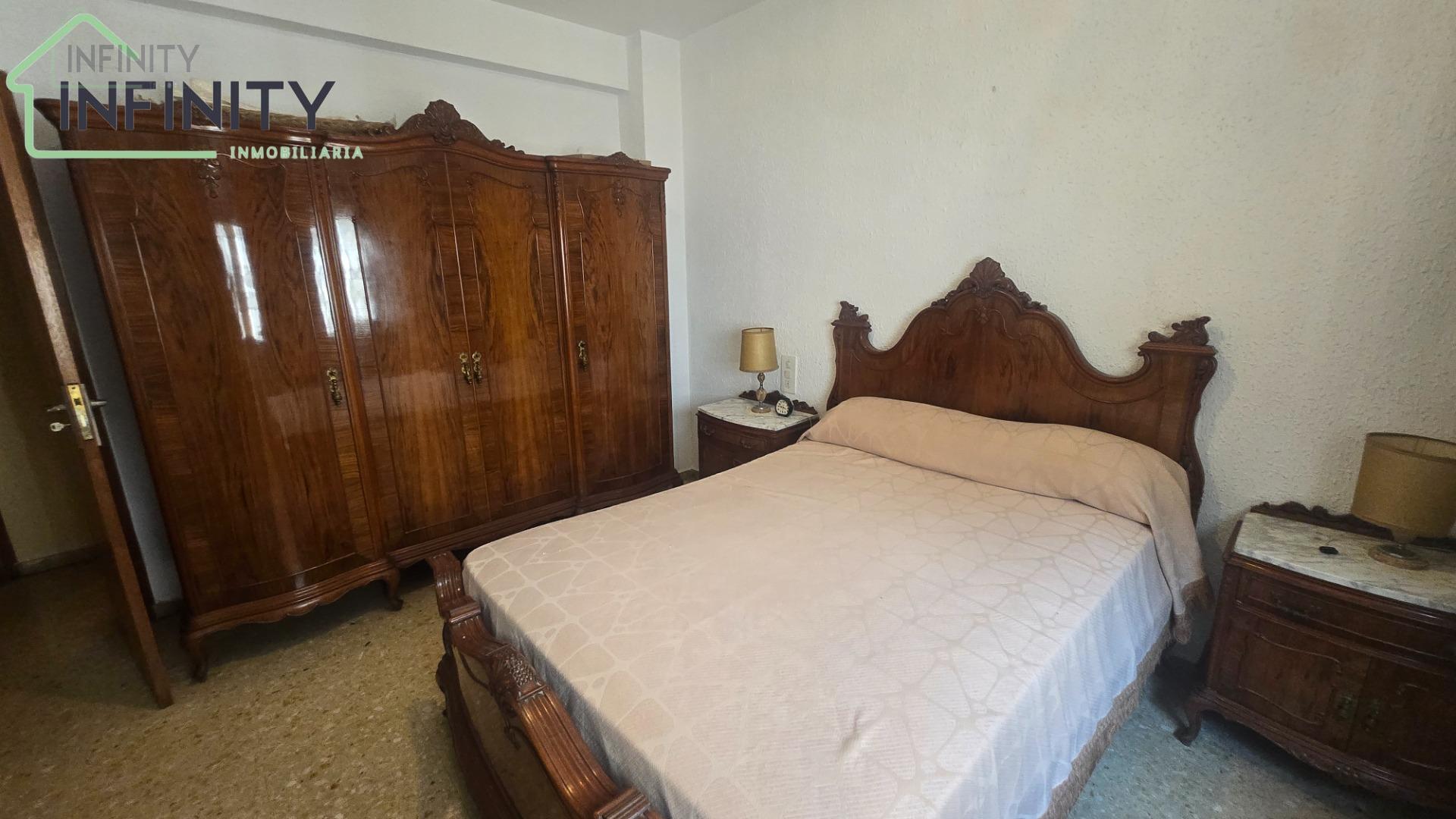 Venta de casa en Oliva