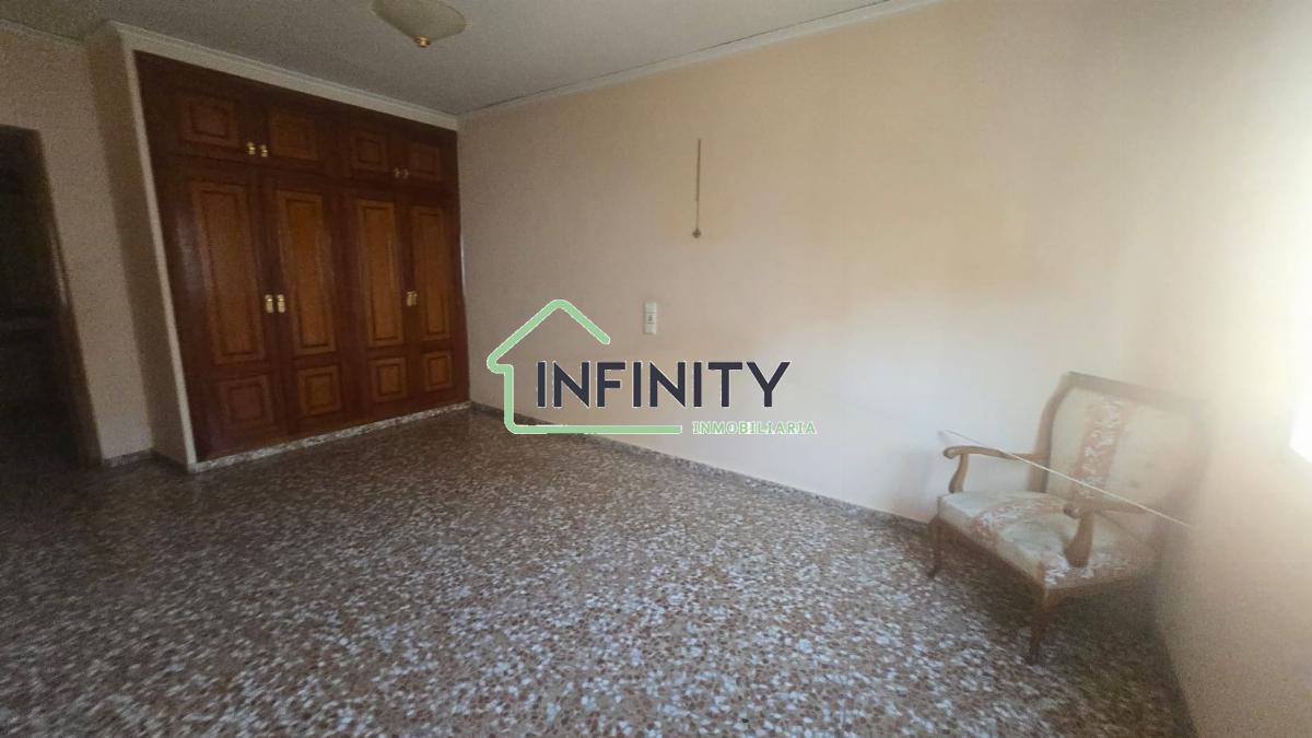 Venta de edificio en La Font d en Carròs