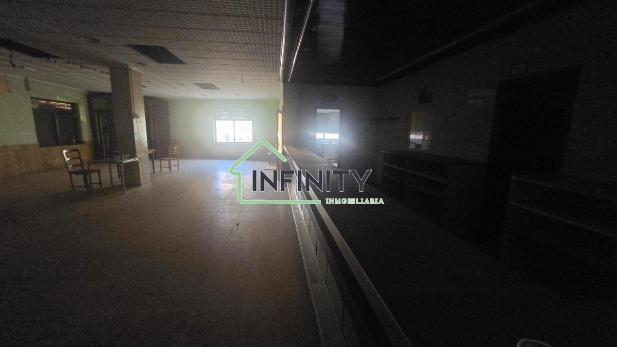 Venta de edificio en La Font d en Carròs