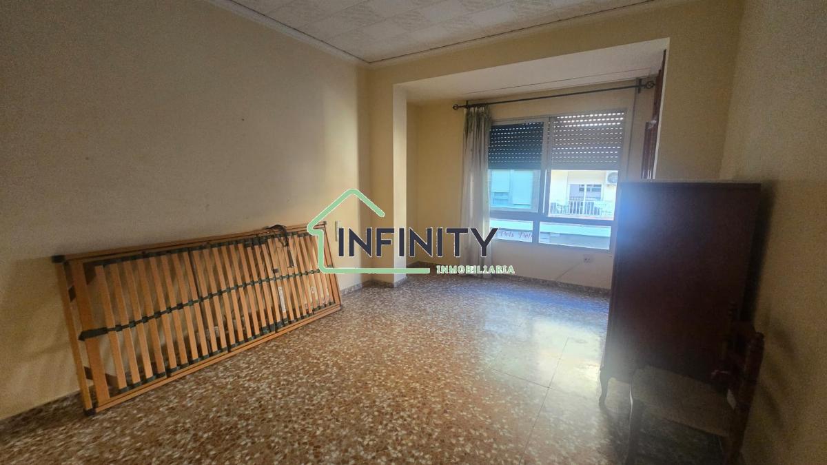 Venta de edificio en La Font d en Carròs