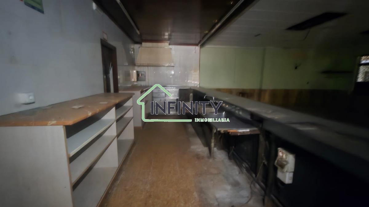 Venta de edificio en La Font d en Carròs