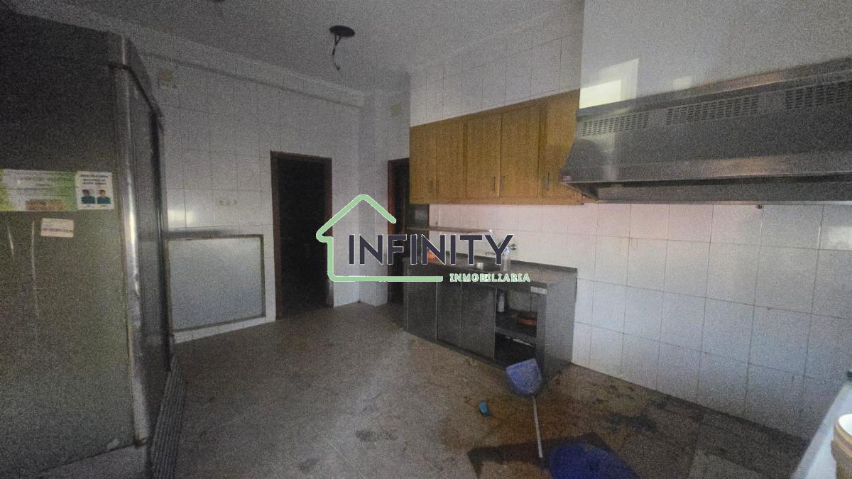 Venta de edificio en La Font d en Carròs