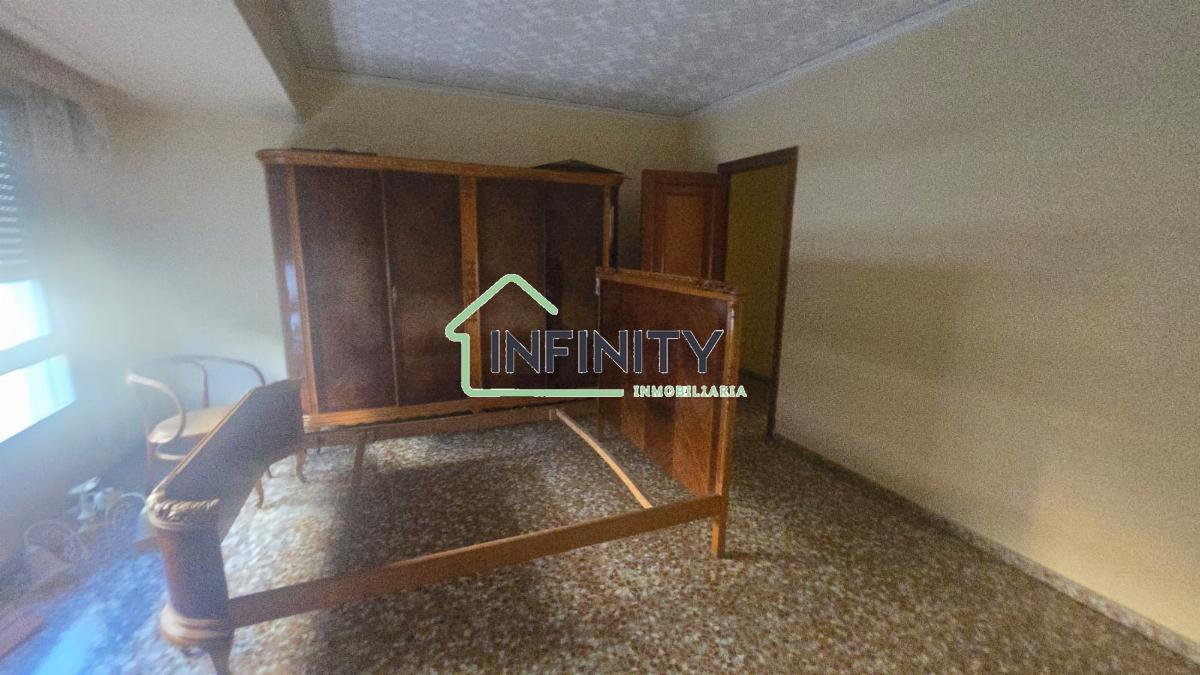 Venta de edificio en La Font d en Carròs