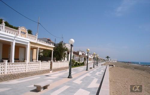 Venta de terreno en Moncofa