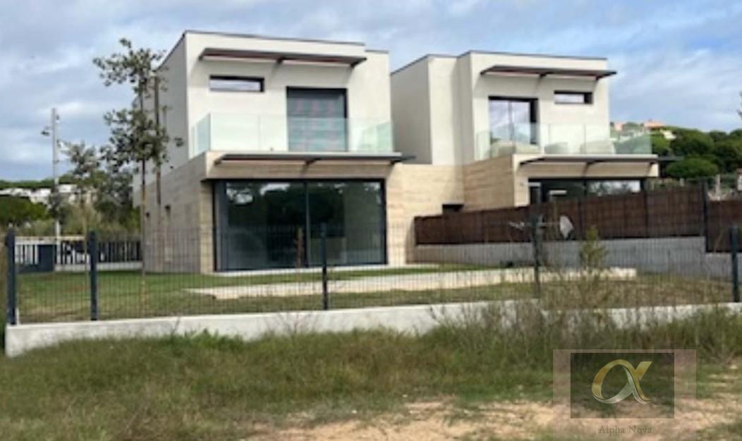 Venta de chalet en Castell-Platja d´Aro