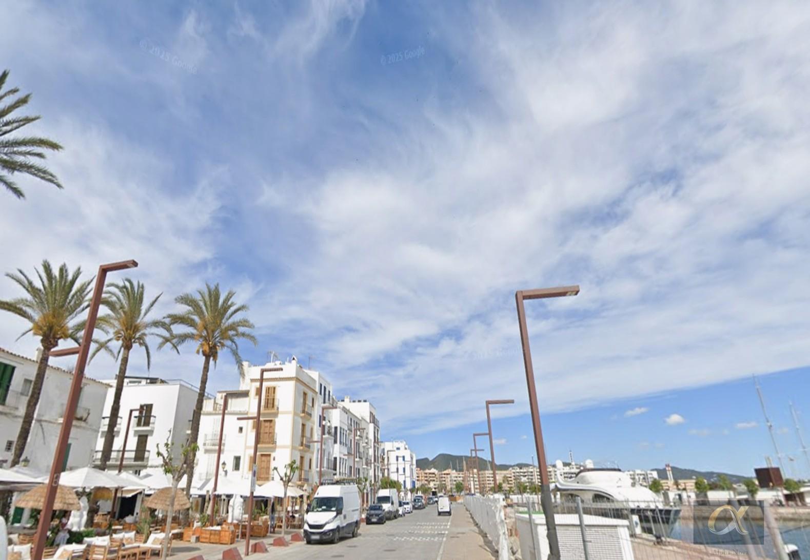 Venta de edificio en Ibiza