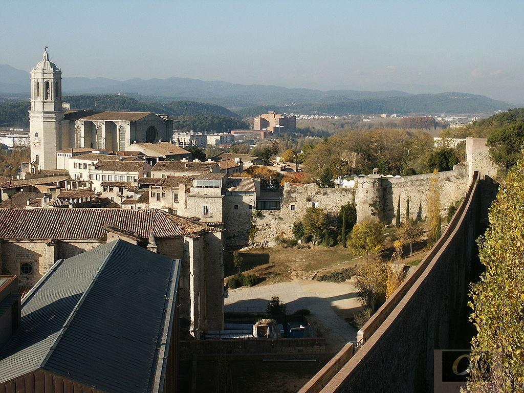 Venta de terreno en Girona