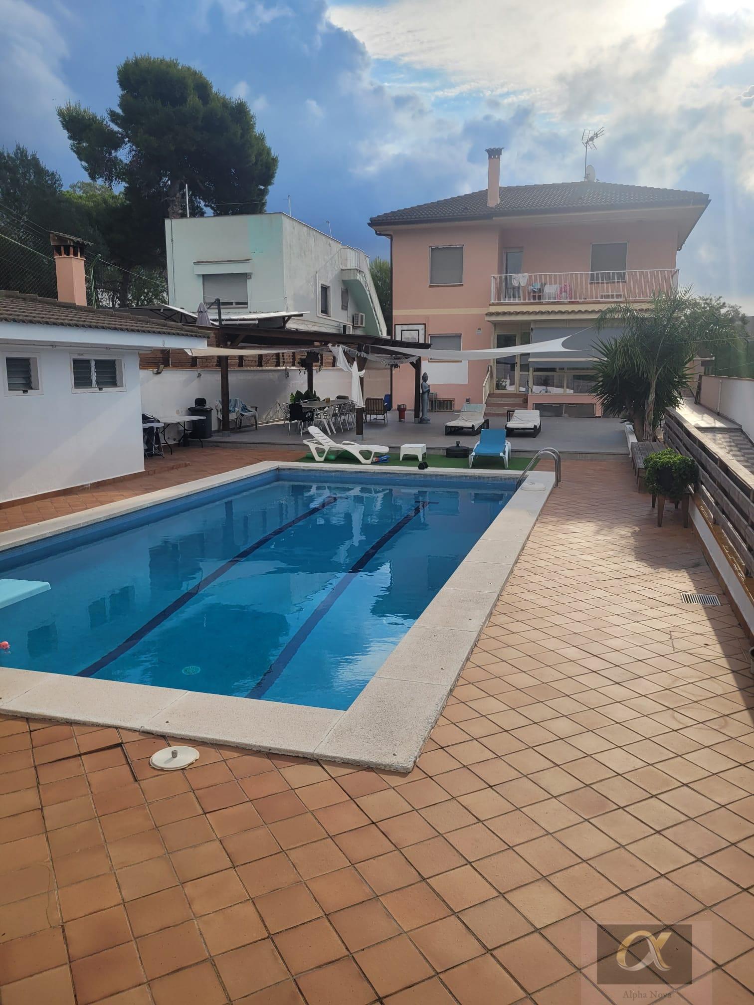 Venta de chalet en Badalona