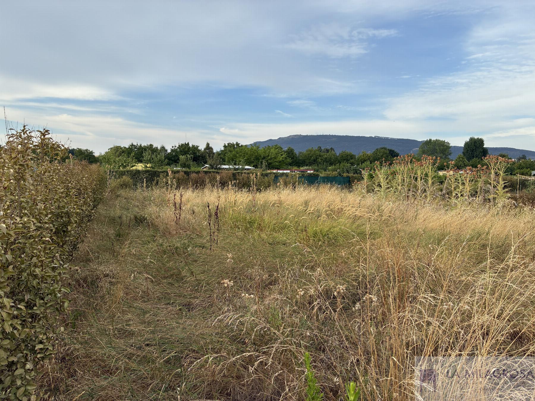 Venta de terreno en Pamplona