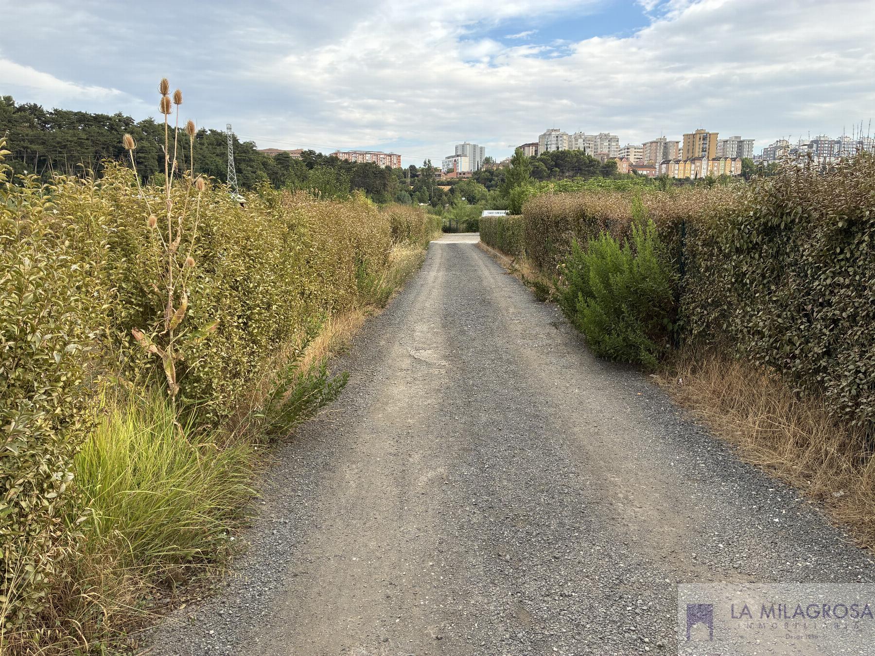Venta de terreno en Pamplona